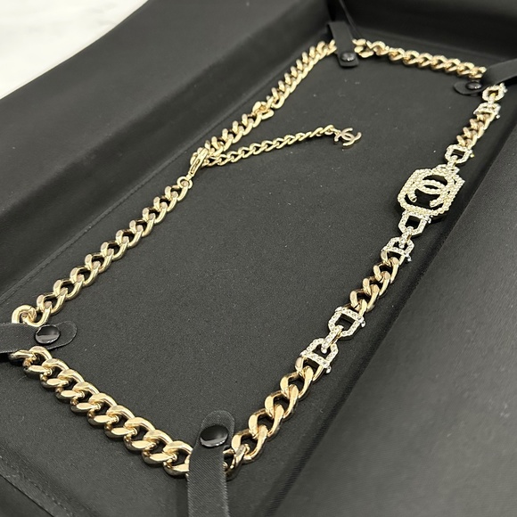 CHANEL FANCY BELT - Picture 1 of 5